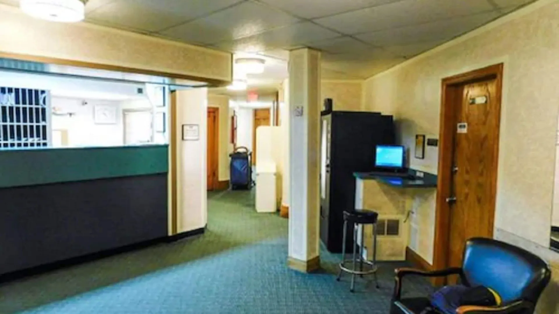 **  Filmores Hotel Canada